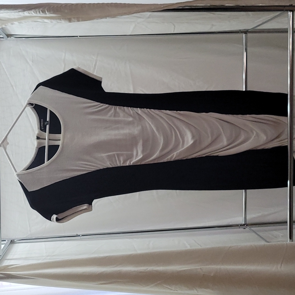 Express black and white dress size 2
